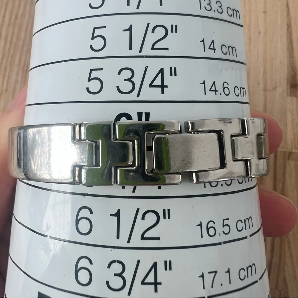 Anne Klein brand anne